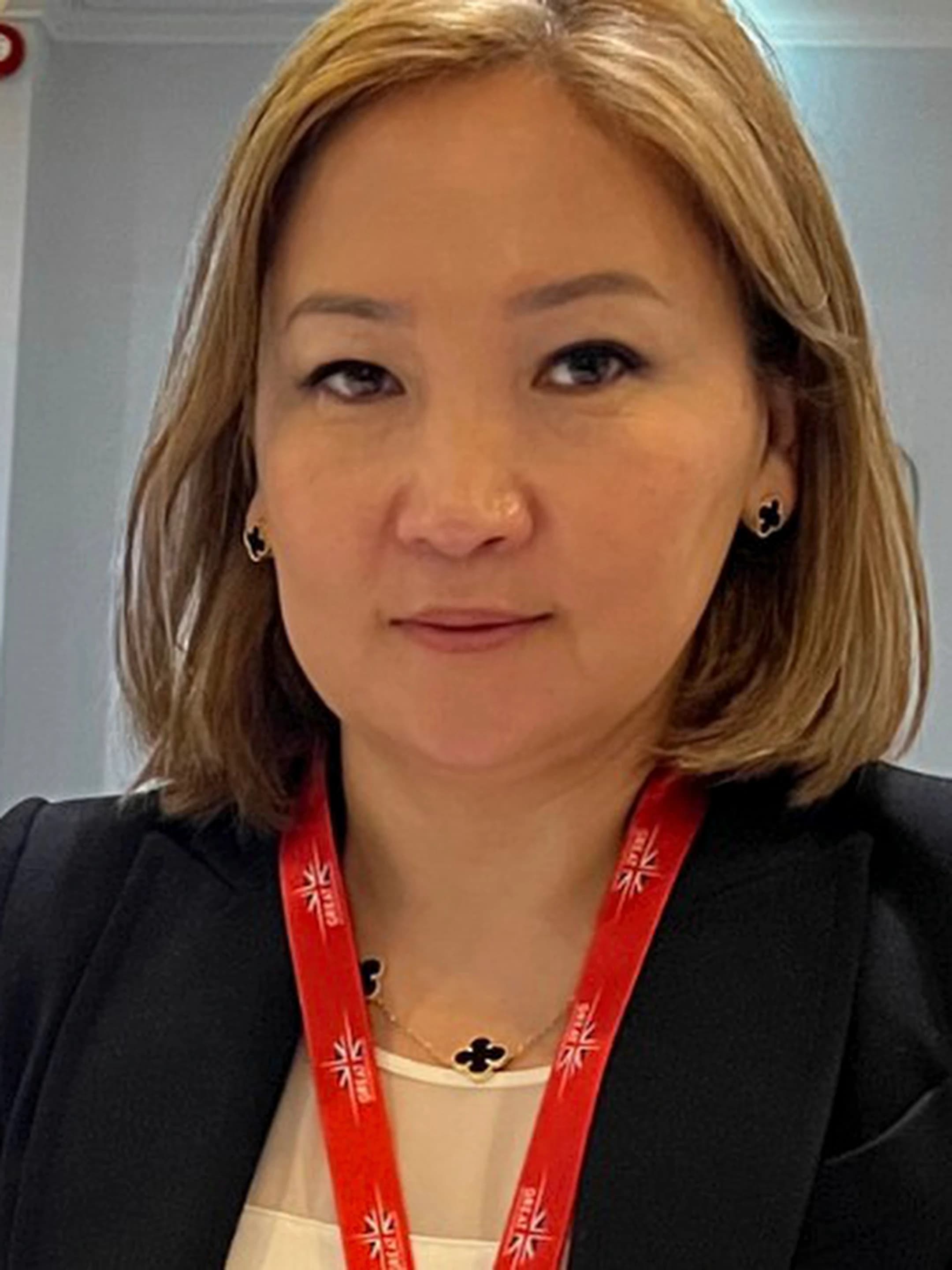 Picture of Ugii (Unurtsetseg), one of Unur's founding sisters